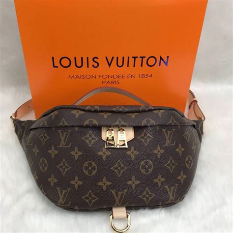 [Chuyện thương hiệu] Vì sao những chiếc túi Louis Vuitton rất 